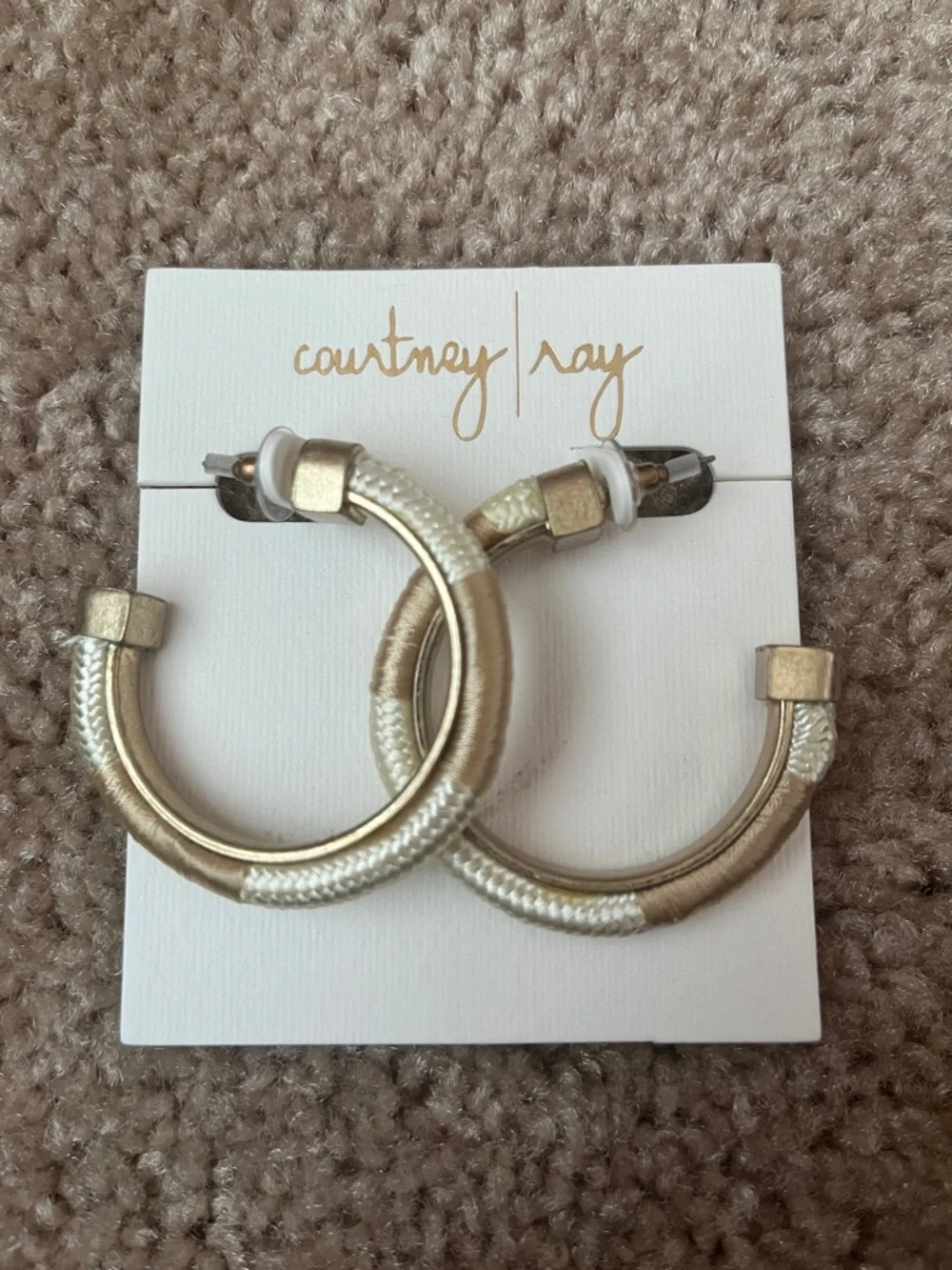 NWT Courtney Ray Hoops